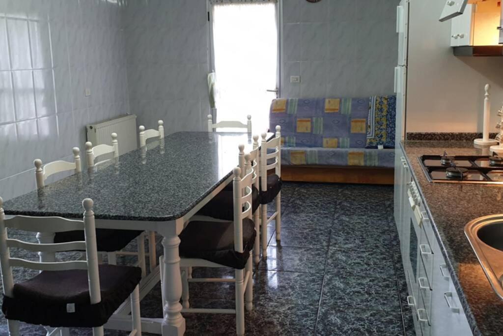 Casa Con Piscina Y Barbacoa Villa Freixido ภายนอก รูปภาพ