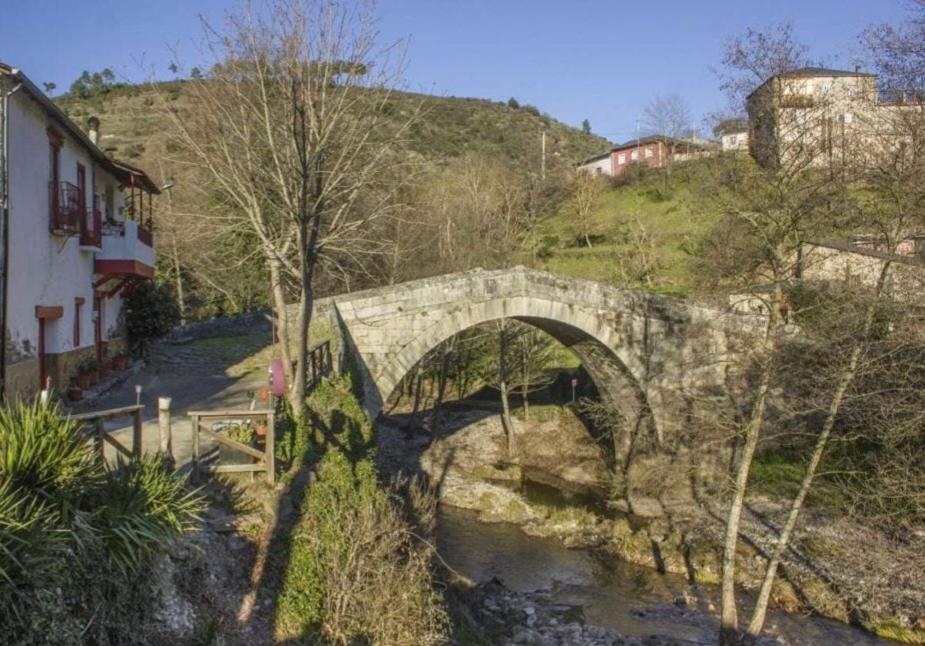 Casa Con Piscina Y Barbacoa Villa Freixido ภายนอก รูปภาพ